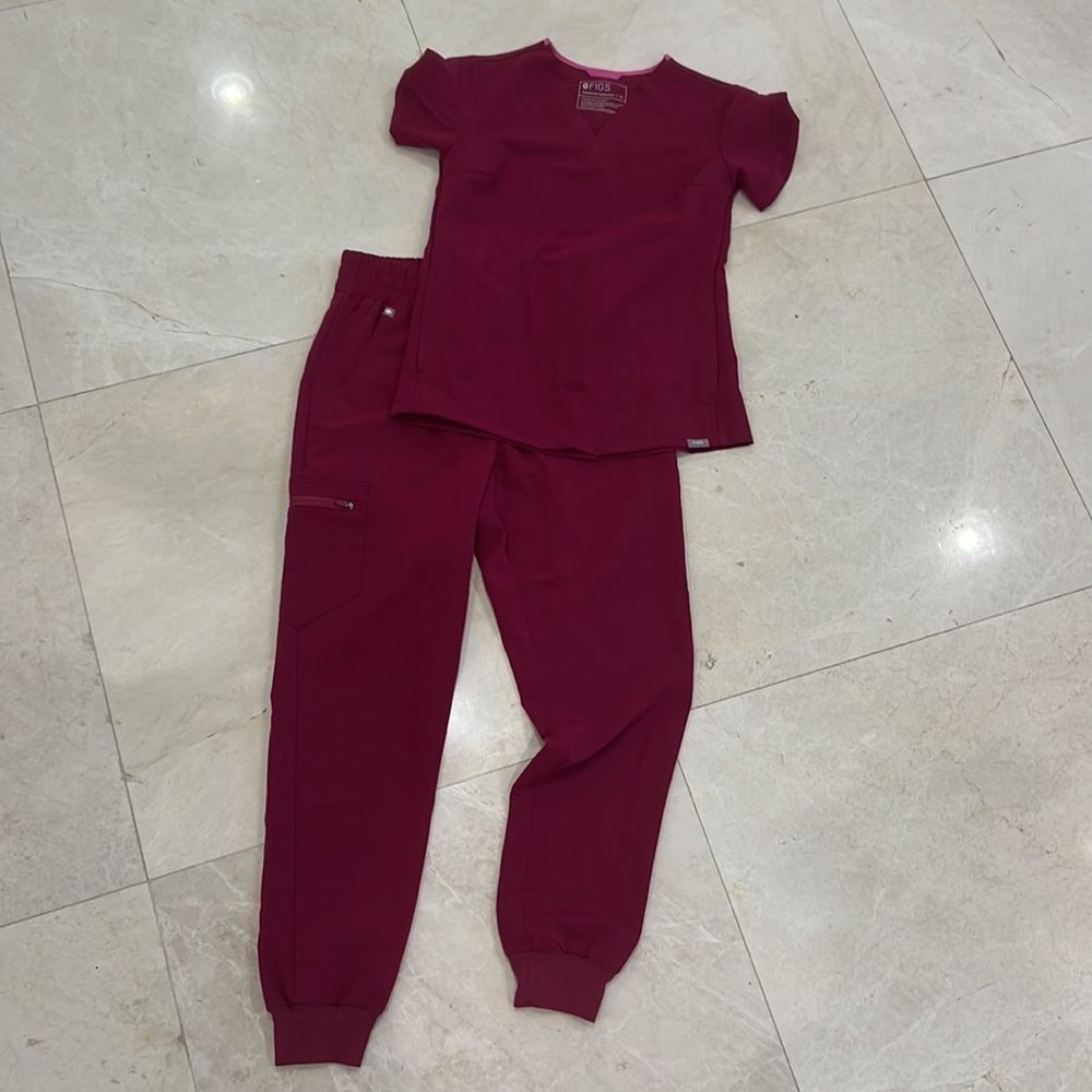 Figs scrubs